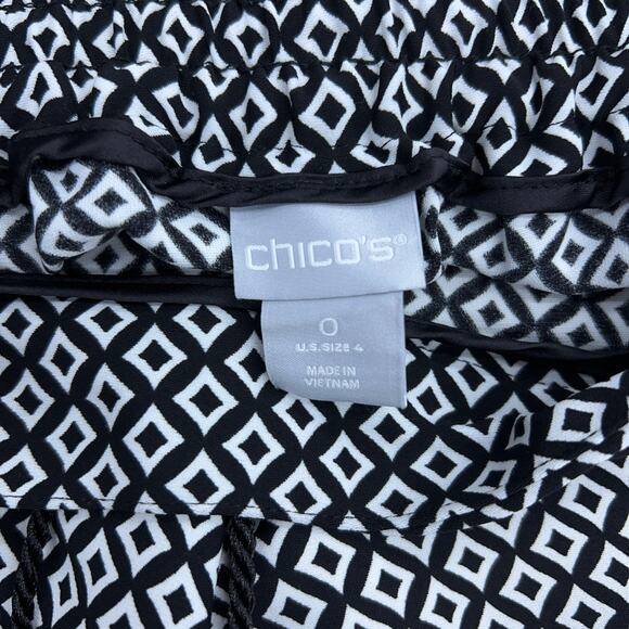 Chicos Womens Size 0 US 4 Pants Geometric Print Wide Leg Pull On Black TINY FLAW - Picture 11 of 15